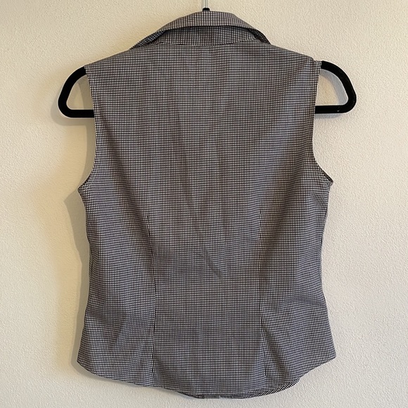 Gingham Button Up Blouse - Picture 5 of 5